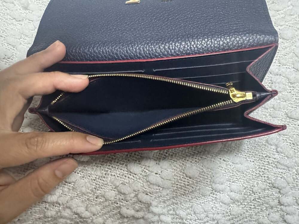 Louis Vuitton Capucines Wallet on Chain Navy Blue Taurillon Leather Gold W/Dustb - Picture 8 of 12